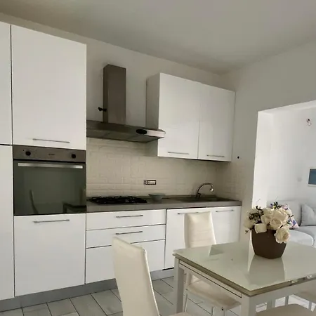 House Baiu Апартаменты Ольбия